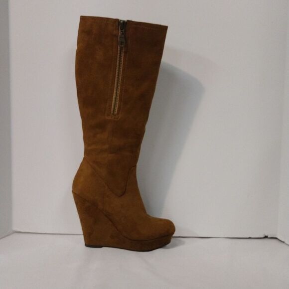 Heart in D Brand Brown Knee High Suede Wedged Heeled Boots Size 8.5! 👢👢👢 - Picture 2 of 15